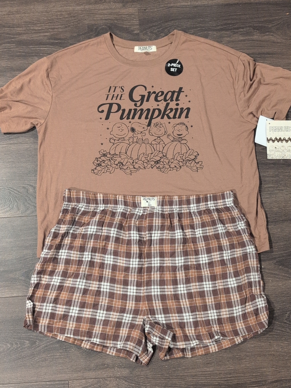 Peanuts Snoopy Women's Great Pumpkin Tee and Shorts Sleep Set, 2-Piece, Size XL